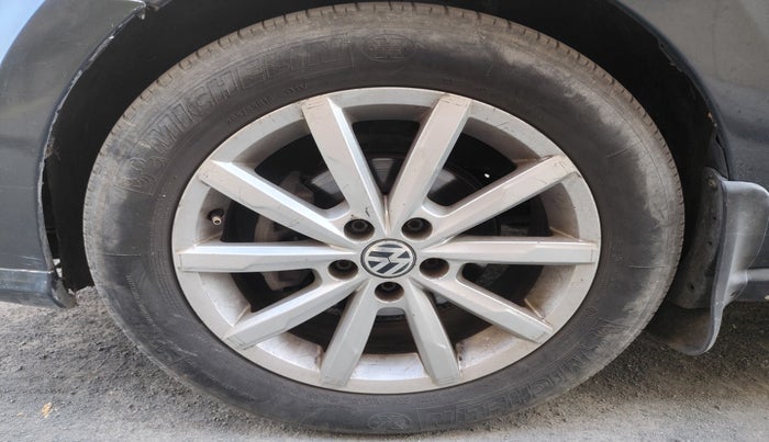 2018 Volkswagen Ameo HIGHLINE PLUS 1.5L 16 ALLOY, Diesel, Manual, 1,35,000 km, tyre
