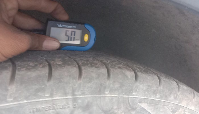 2018 Hyundai Creta SX 1.6 DIESEL, Diesel, Manual, 1,22,114 km, tyre