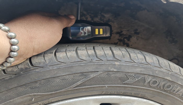 2012 Toyota Etios GD, Diesel, Manual, 1,15,422 km, tyre