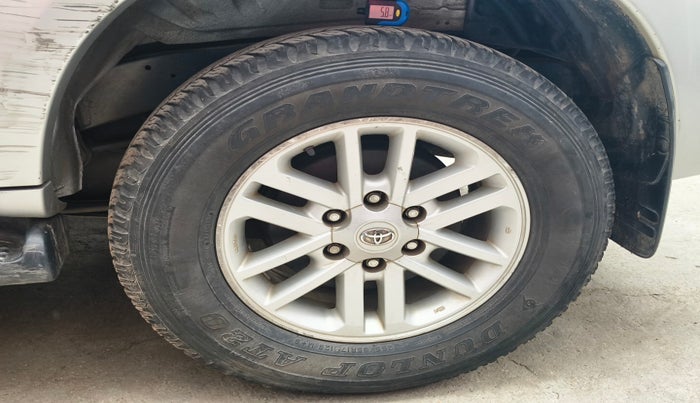 2013 Toyota Fortuner 3.0 4X4 MT, Diesel, Manual, 1,51,155 km, tyre