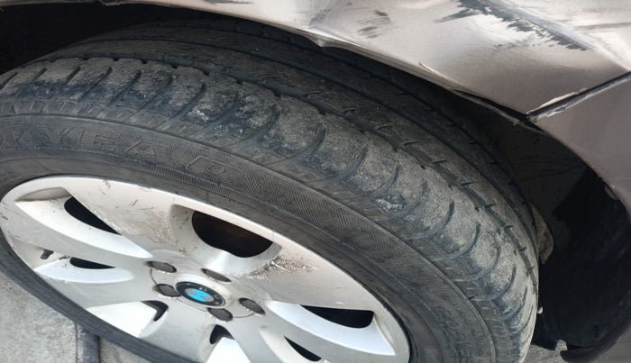 2011 Skoda Superb ELEGANCE 1.8 TSI MT, Petrol, Manual, 68,528 km, tyre