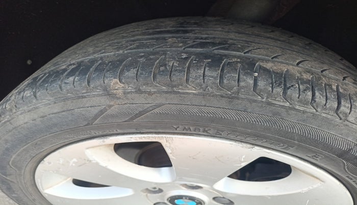 2011 Skoda Superb ELEGANCE 1.8 TSI MT, Petrol, Manual, 68,528 km, tyre