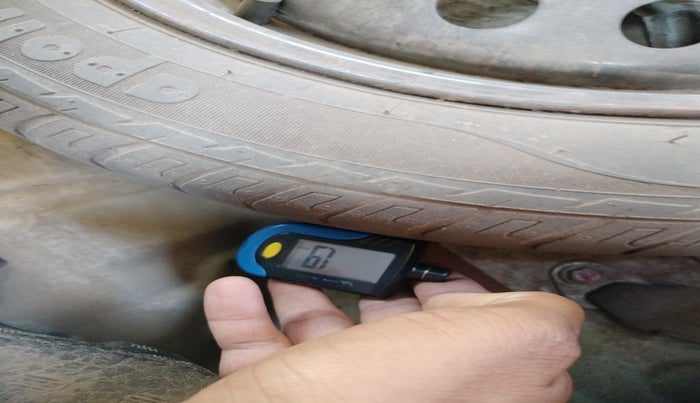 2010 Maruti Wagon R 1.0 VXI, Petrol, Manual, 1,39,591 km, tyre