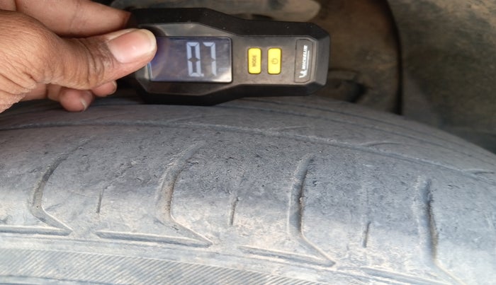 2017 Tata NEXON XZ PLUS DIESEL, Diesel, Manual, 1,29,956 km, tyre