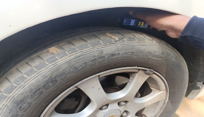 2010 Chevrolet Cruze LTZ AT, Diesel, Automatic, 60,707 km, tyre