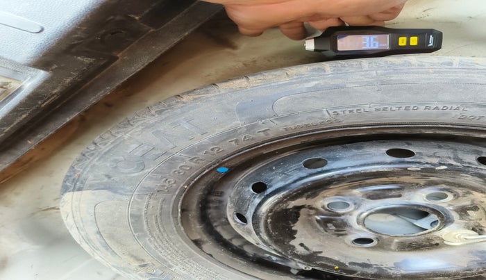 2021 Maruti Alto LXI, Petrol, Manual, 37,656 km, tyre