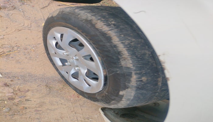 2017 Hyundai Grand i10 SPORTZ U2 1.2 CRDI, Diesel, Manual, 83,055 km, tyre