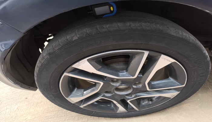 2021 Tata Tiago XZ PLUS PETROL, Petrol, Manual, 75,000 km, tyre