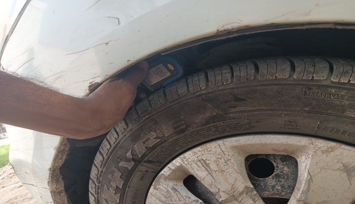 2010 Hyundai i10 MAGNA 1.2, Petrol, Manual, 1,50,965 km, tyre