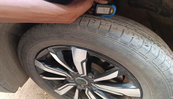 2019 MG HECTOR SHARP HYBRID 1.5 PETROL, Petrol, Manual, 38,500 km, tyre