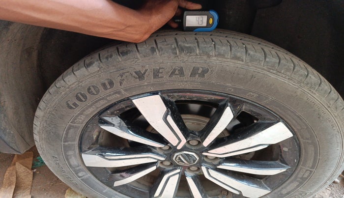 2019 MG HECTOR SHARP HYBRID 1.5 PETROL, Petrol, Manual, 38,500 km, tyre