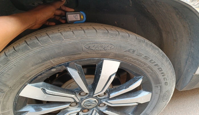 2019 MG HECTOR SHARP HYBRID 1.5 PETROL, Petrol, Manual, 38,500 km, tyre