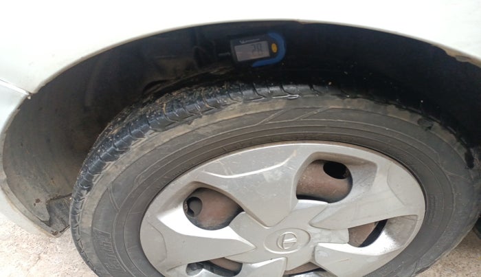 2018 Tata TIGOR XT PETROL, Petrol, Manual, 56,162 km, tyre