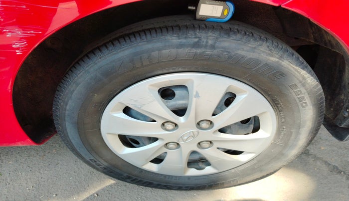 2011 Hyundai i10 MAGNA 1.2, Petrol, Manual, 86,242 km, tyre