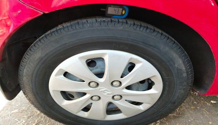 2011 Hyundai i10 MAGNA 1.2, Petrol, Manual, 86,242 km, tyre