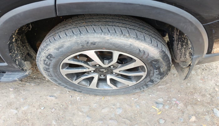 2022 Mahindra SCORPIO-N Z8 L PETROL AT 7 STR, Petrol, Automatic, 29,290 km, tyre