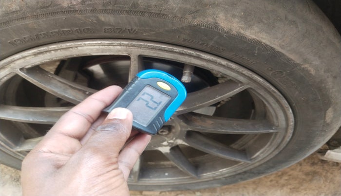 2016 Volkswagen Ameo COMFORTLINE 1.5 AT, Diesel, Automatic, 75,145 km, tyre