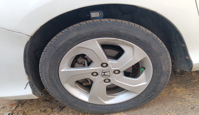 2015 Honda City 1.5L I-DTEC V, Diesel, Manual, 96,274 km, tyre