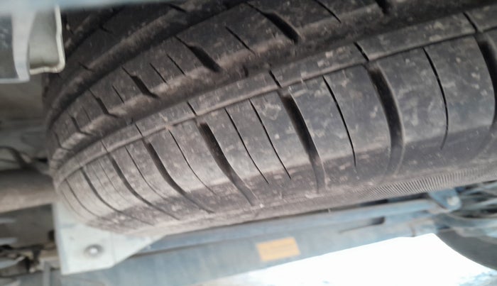 2021 Tata Harrier XZA PLUS 2.0L, Diesel, Automatic, 37,800 km, tyre