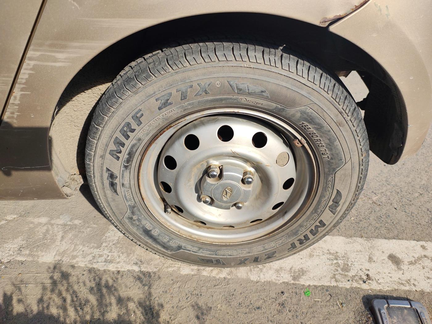 2010 Hyundai i10 ERA 1.1, Petrol, Manual, 52,242 km, tyre