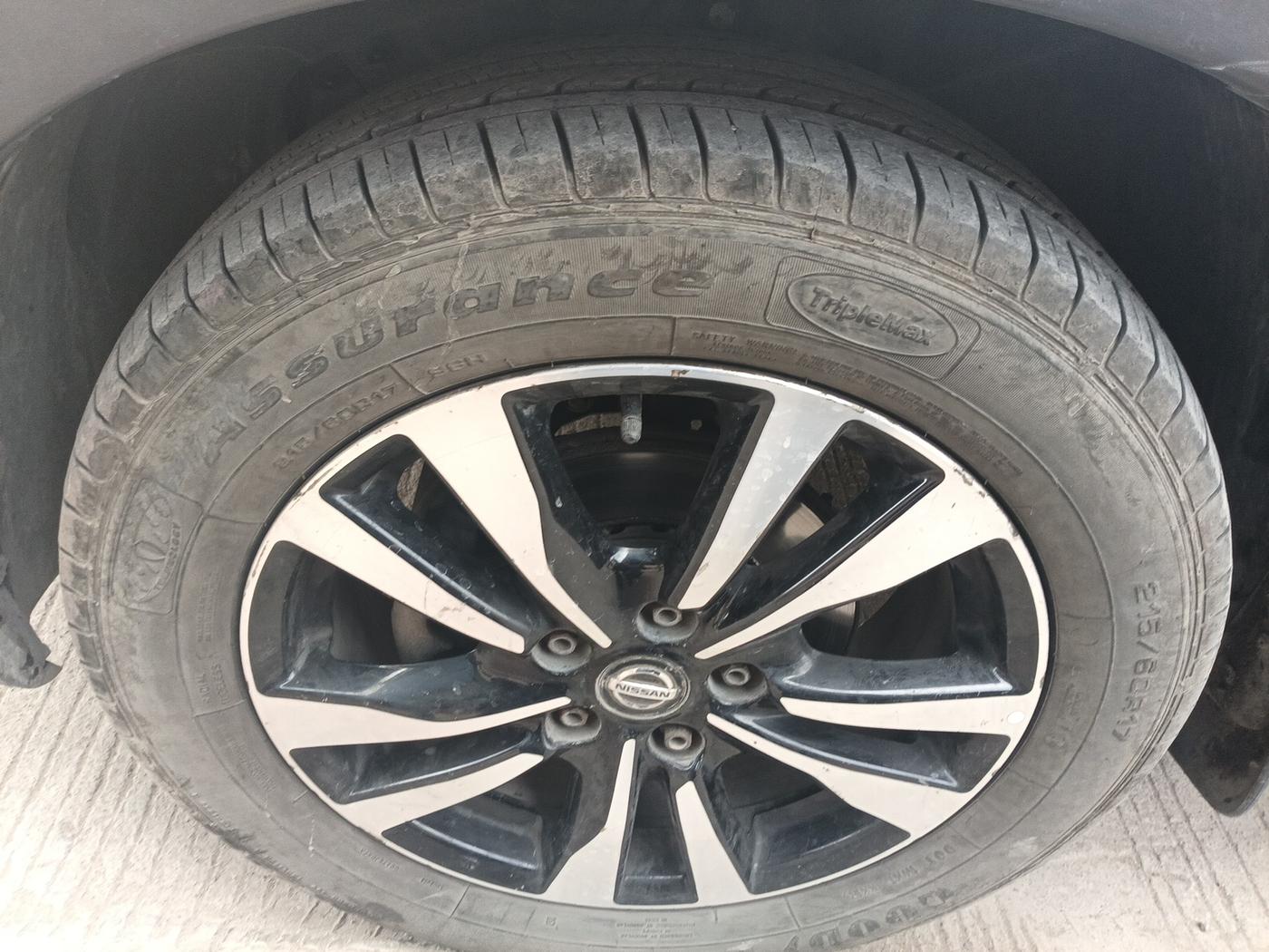 2019 Nissan Kicks XV PREMIUM DIESEL, Diesel, Manual, 61,400 km, tyre