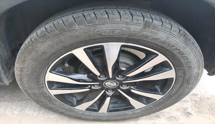 2019 Nissan Kicks XV PREMIUM DIESEL, Diesel, Manual, 61,400 km, tyre