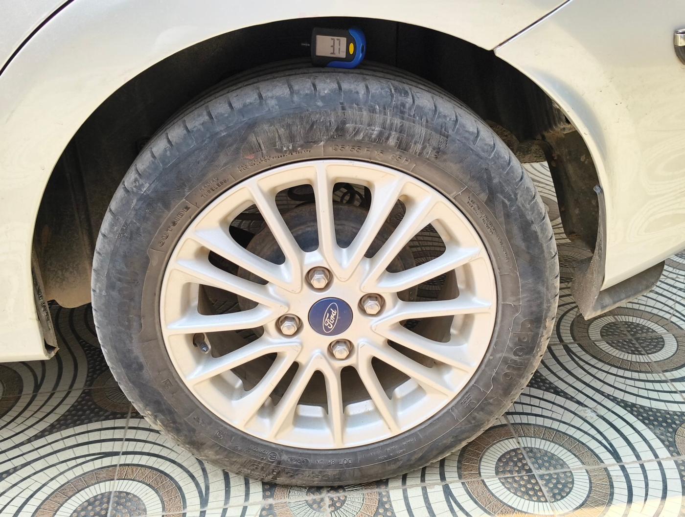 2020 Ford Figo Aspire TREND 1.2 PETROL, Petrol, Manual, 28,008 km, tyre
