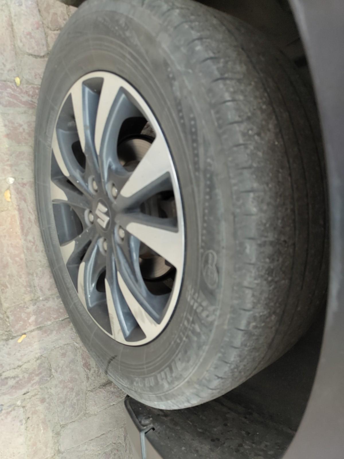 2019 Maruti S Cross ALPHA 1.3, Diesel, Manual, 1,01,320 km, tyre