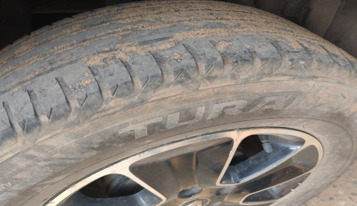 2018 Renault Duster RXS PETROL, Petrol, Manual, 51,379 km, tyre