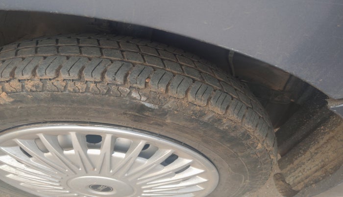 2011 Maruti Wagon R 1.0 LXI, Petrol, Manual, 66,492 km, tyre