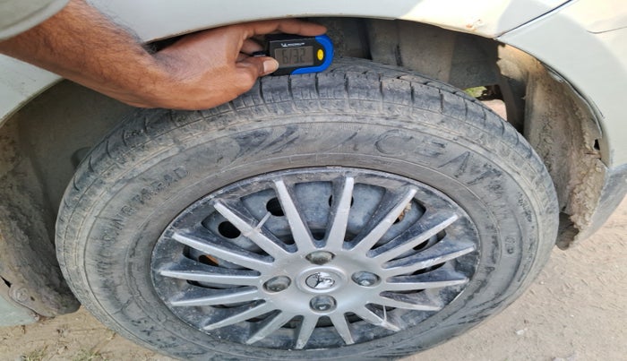 2016 Maruti Swift VXI, Petrol, Manual, 85,127 km, tyre