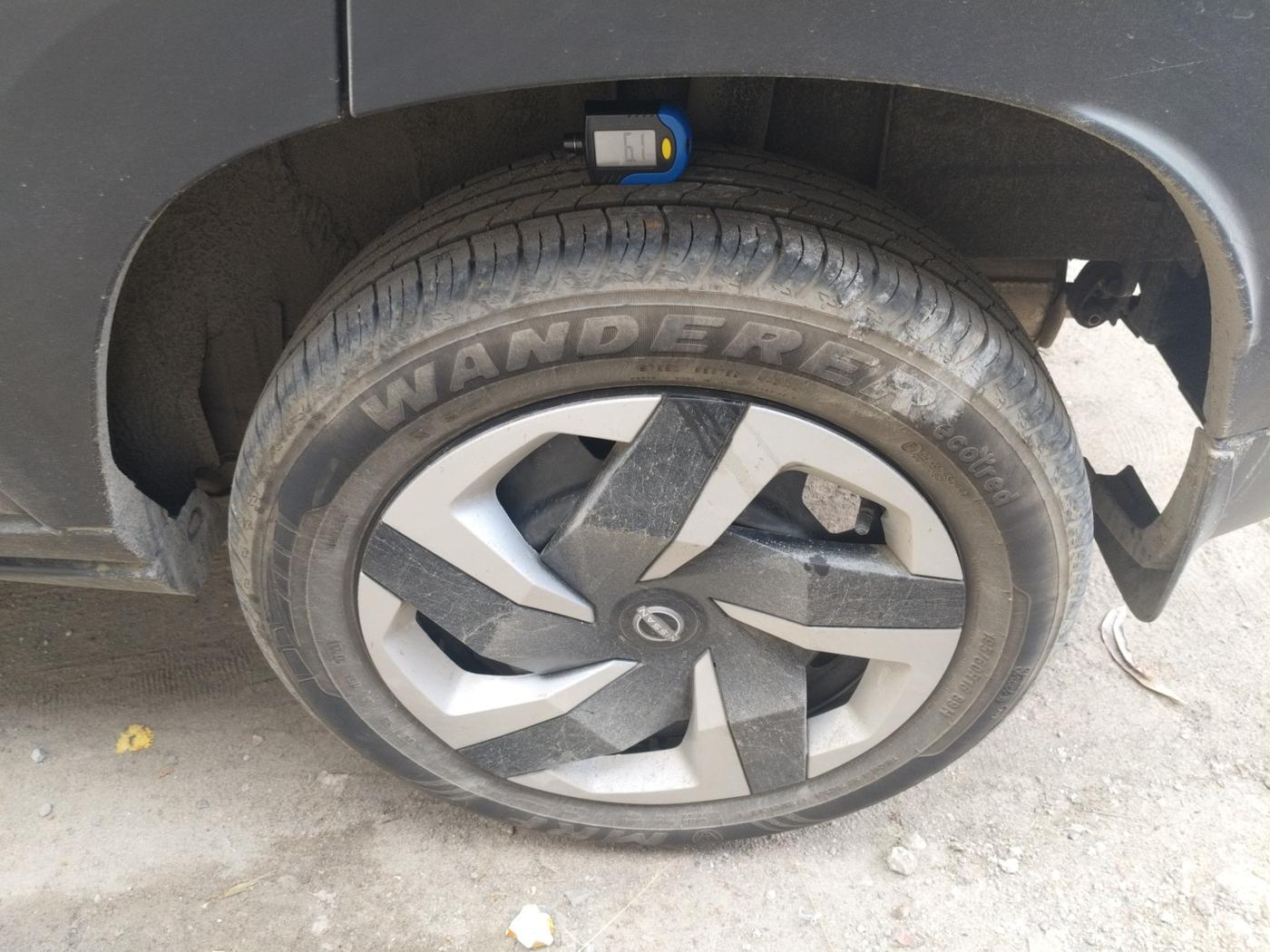 2022 Nissan MAGNITE XL, Petrol, Manual, 6,413 km, tyre
