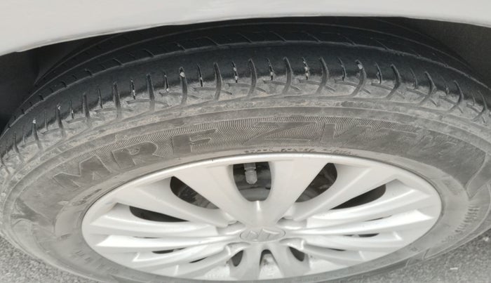 2020 Maruti Ciaz DELTA 1.5 SHVS MT PETROL, Petrol, Manual, 54,434 km, tyre