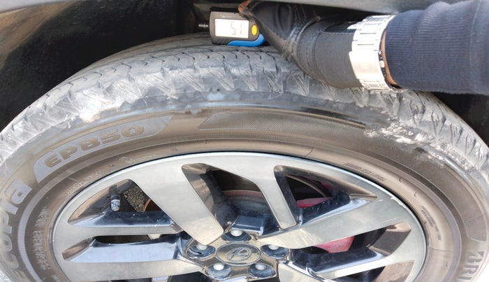 2023 Tata Safari XZA PLUS O RED DARK , Diesel, Automatic, 37,478 km, tyre