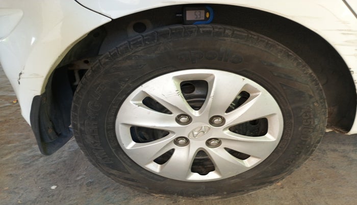 2011 Hyundai i10 MAGNA 1.2, Petrol, Manual, 73,724 km, tyre