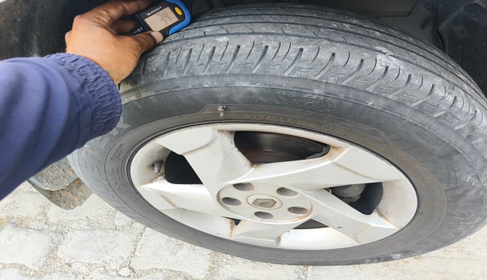 2014 Renault Duster 85 PS RXL DIESEL, Diesel, Manual, 1,30,056 km, tyre