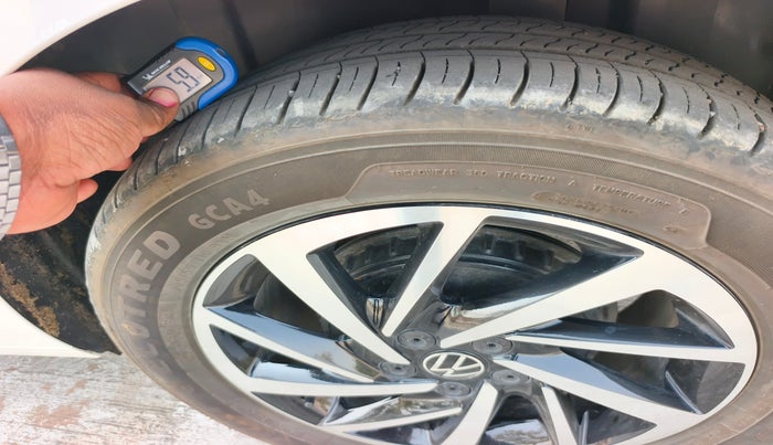 2024 Volkswagen VIRTUS Topline 1.0 TSI MT (Electric Seats), Petrol, Manual, 5,924 km, tyre