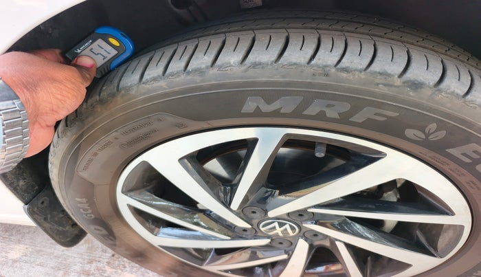 2024 Volkswagen VIRTUS Topline 1.0 TSI MT (Electric Seats), Petrol, Manual, 5,924 km, tyre