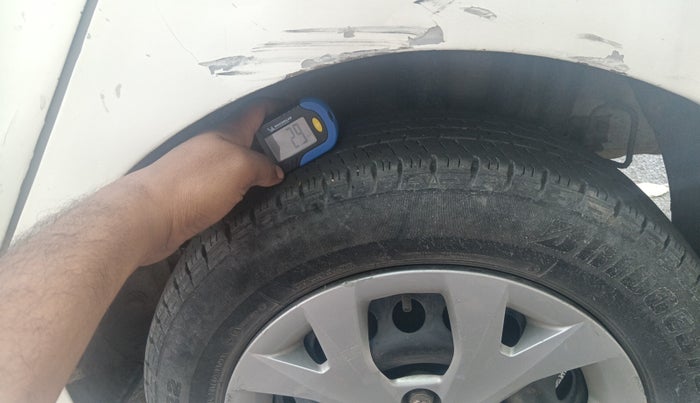 2015 Hyundai Grand i10 SPORTZ 1.1 CRDI, Diesel, Manual, 70,001 km, tyre