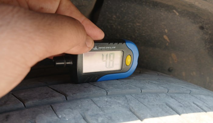 2020 MG HECTOR PLUS SHARP 2.0 DIESEL TURBO MT 6-STR, Diesel, Manual, 1,14,022 km, tyre