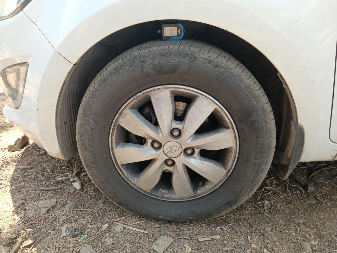 2013 Hyundai i20 SPORTZ 1.2, Petrol, Manual, 96,484 km, tyre