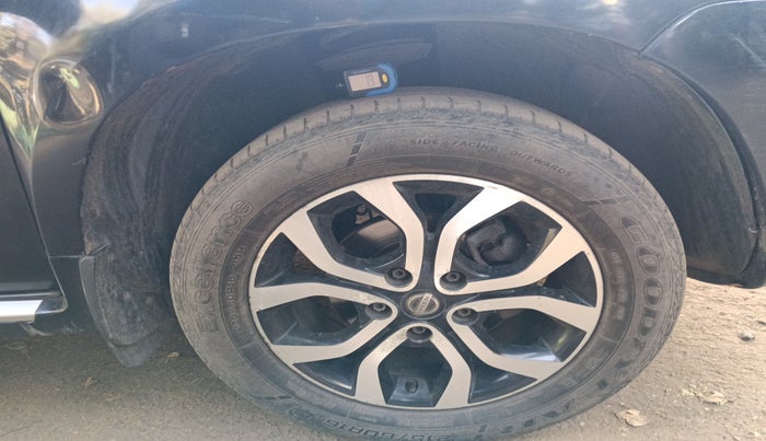 2014 Nissan Terrano XL (D), Diesel, Manual, 93,382 km, tyre