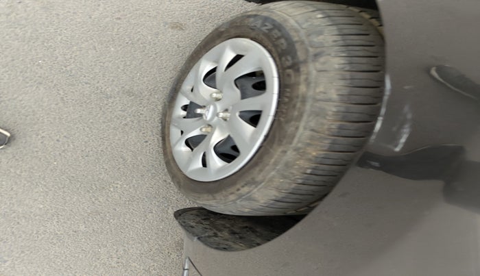 2020 Hyundai Grand i10 SPORTZ 1.2 KAPPA VTVT, Petrol, Manual, 8,939 km, tyre