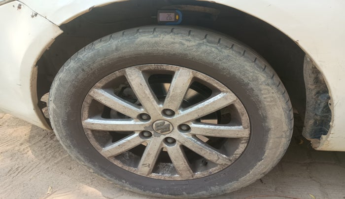 2010 Maruti SX4 ZXI, Petrol, Manual, 1,08,404 km, tyre