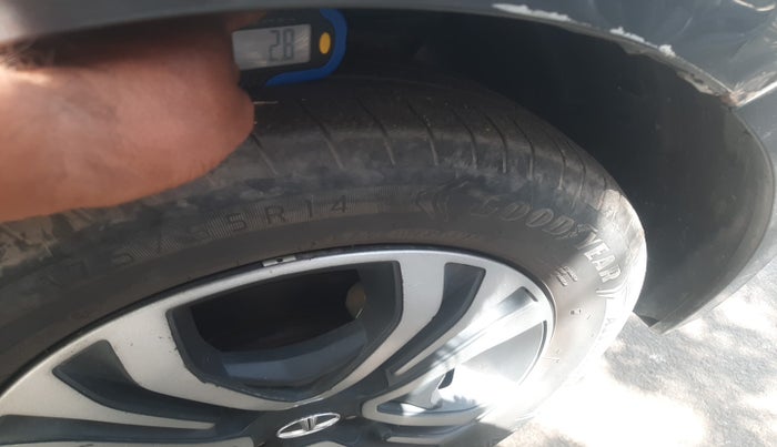 2022 Tata Tiago XZ PLUS CNG, Petrol, Manual, 63,598 km, tyre