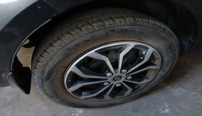 2022 Tata TIGOR XZ CNG, Petrol, Manual, 1,01,918 km, tyre