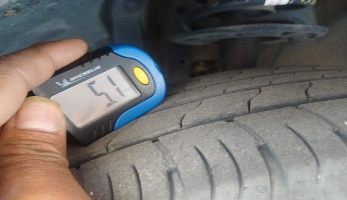 2022 Maruti XL6 ALPHA PLUS AT, Petrol, Automatic, 39,850 km, tyre