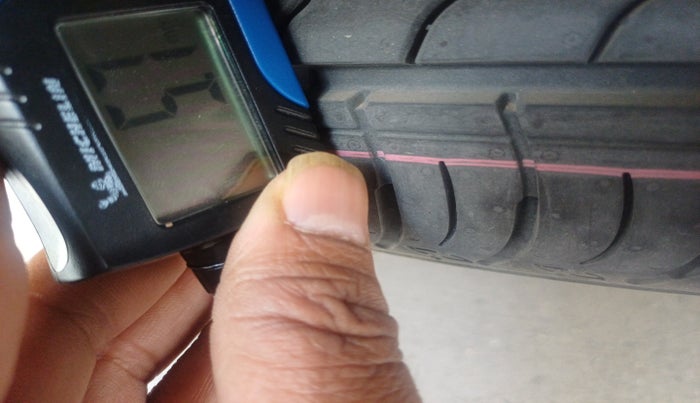 2022 Maruti XL6 ALPHA PLUS AT, Petrol, Automatic, 39,850 km, tyre