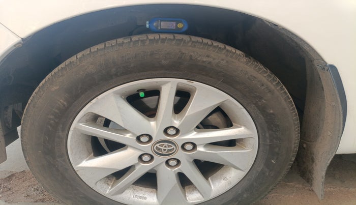 2019 Toyota Innova Crysta 2.4 VX 8 STR, Diesel, Manual, 83,486 km, tyre