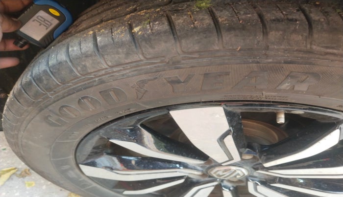 2020 MG HECTOR SMART 1.5 DCT PETROL, Petrol, Automatic, 31,725 km, tyre